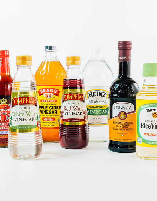 Fermented vs Vinegar Hot Sauce: What's the Difference (and Which One Should You Reach For?)