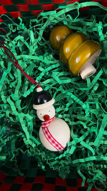 KOP x DAVRAH / Holiday Hamper.