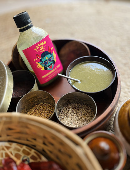 Pachamirapakai & Tulsi Hot Sauce Texture Shot